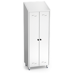 Armario de limpieza de 680x480x2010 mm.